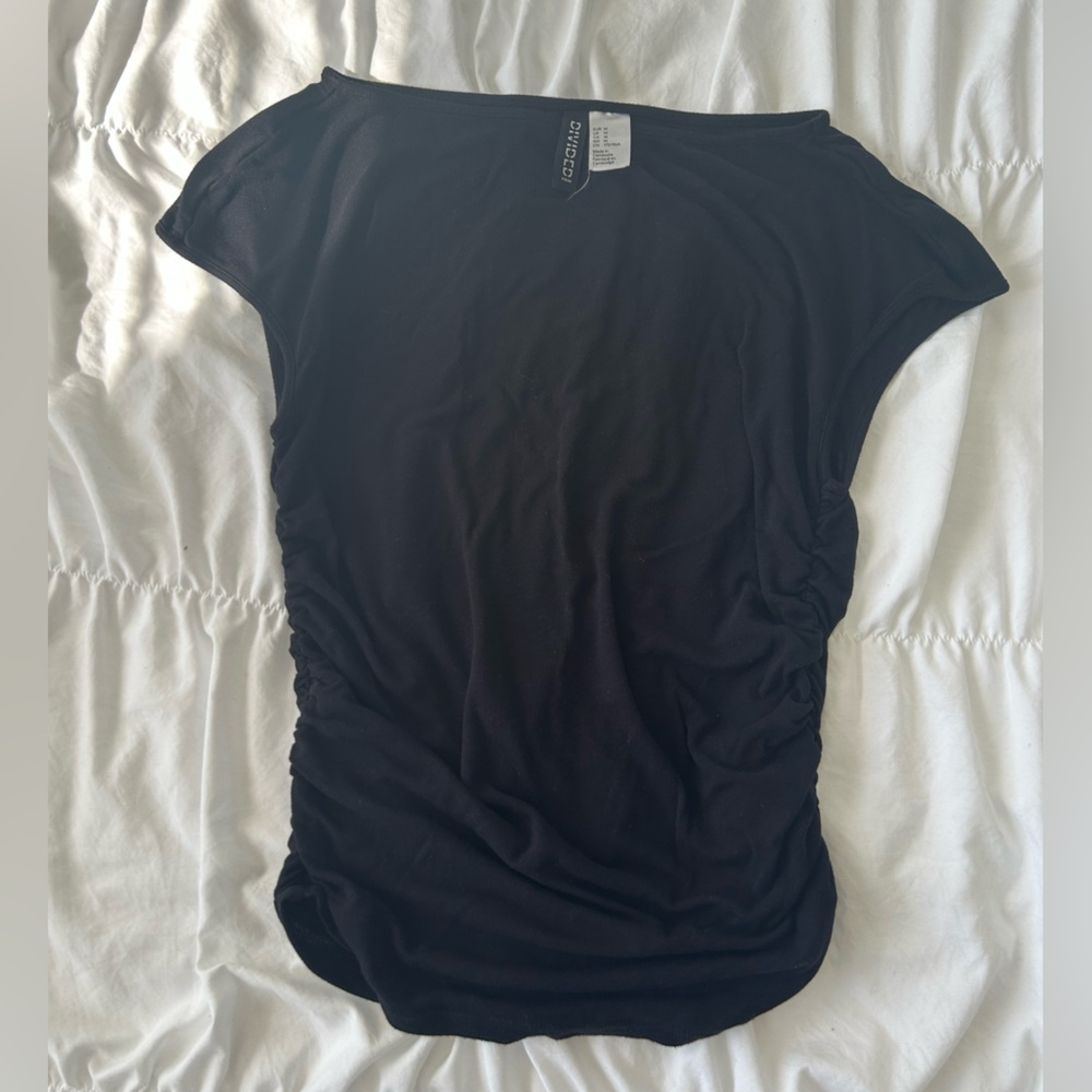 H&M Divided Black Top